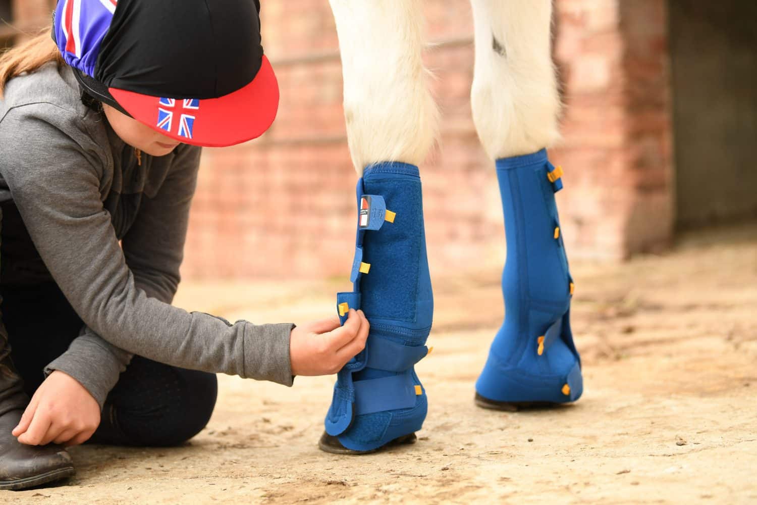 best turnout boots for horses equilibrium products close contact